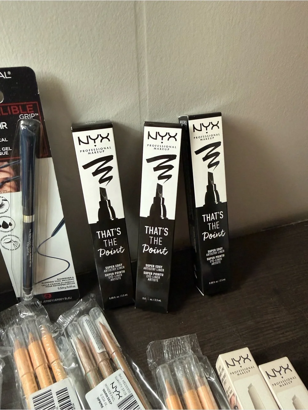 🇺🇸 SALE 21 pcs Makeup NYX,Lamel, Loreal & Maybelline(organizer not included)
